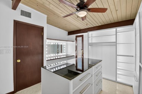 House in Fort Lauderdale, Florida 1 bedroom, 112.5 sq.m. № 1944195 - photo 20