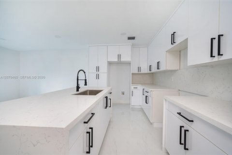 Villa ou maison à louer à Florida City, Floride: 4 chambres № 2327287 - photo 26
