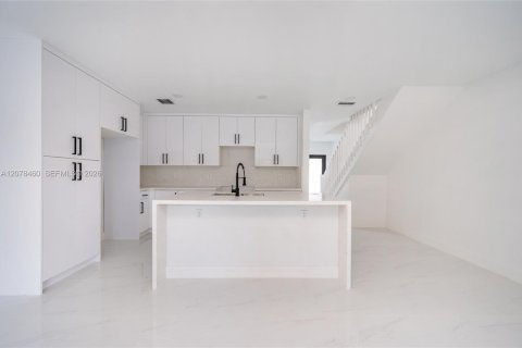 Villa ou maison à louer à Florida City, Floride: 4 chambres № 2327287 - photo 27