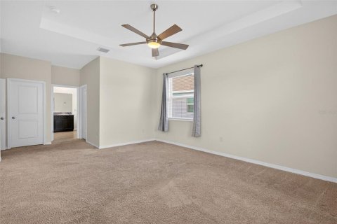 House in Spring Hill, Florida 4 bedrooms, 237.55 sq.m. № 2201615 - photo 25