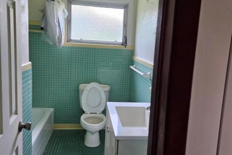 House in St. Lucie, Florida 2 bedrooms, 122.45 sq.m. № 2082956 - photo 6