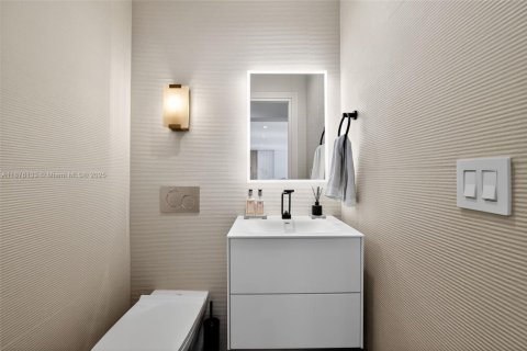 Villa ou maison à vendre à Pinecrest, Floride: 4 chambres, 263.84 m2 № 1980605 - photo 14