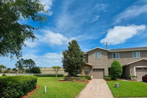 Townhouse in Orlando, Florida 3 bedrooms, 168.52 sq.m. № 2114450 - photo 3