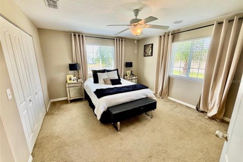 Townhouse in Orlando, Florida 3 bedrooms, 168.52 sq.m. № 2114450 - photo 16