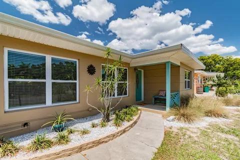 Villa ou maison à louer à Seminole, Floride: 2 chambres, 125.51 m2 № 1903880 - photo 2
