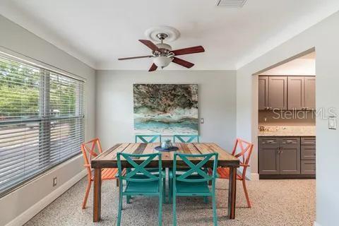 Villa ou maison à louer à Seminole, Floride: 2 chambres, 125.51 m2 № 1903880 - photo 10