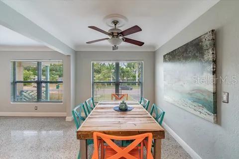 Villa ou maison à louer à Seminole, Floride: 2 chambres, 125.51 m2 № 1903880 - photo 12