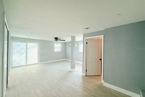 Apartamento en alquiler en Madeira Beach, Florida, 4 dormitorios, 134.52 m2 № 1885795 - foto 8