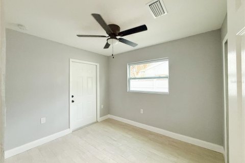 Apartamento en alquiler en Madeira Beach, Florida, 4 dormitorios, 134.52 m2 № 1885795 - foto 17