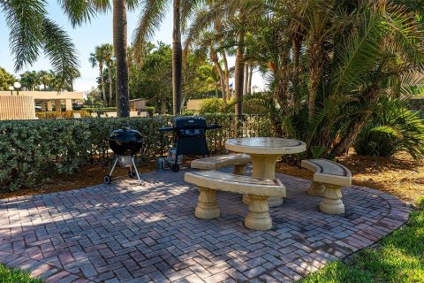 Condo in Longboat Key, Florida, 2 bedrooms  № 2098378 - photo 29