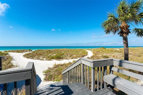 Condo in Longboat Key, Florida, 2 bedrooms  № 2098378 - photo 30