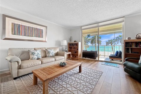Condo in Longboat Key, Florida, 2 bedrooms  № 2098378 - photo 5
