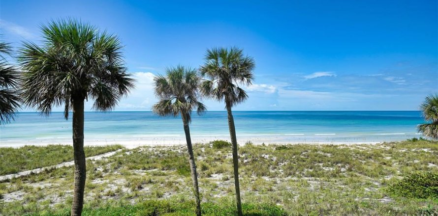 Condo in Longboat Key, Florida, 2 bedrooms  № 2098378