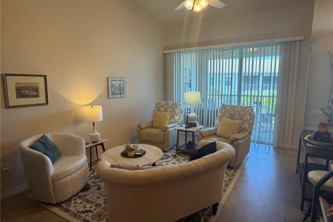 Condominio en alquiler en Venice, Florida, 2 dormitorios, 123.93 m2 № 2142528 - foto 11