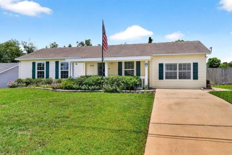 Villa ou maison à vendre à Deltona, Floride: 3 chambres, 115.94 m2 № 2149550 - photo 4