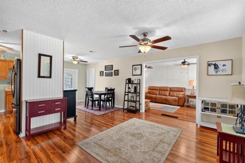 Villa ou maison à vendre à Deltona, Floride: 3 chambres, 115.94 m2 № 2149550 - photo 22