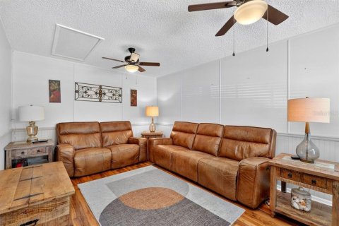 Villa ou maison à vendre à Deltona, Floride: 3 chambres, 115.94 m2 № 2149550 - photo 23