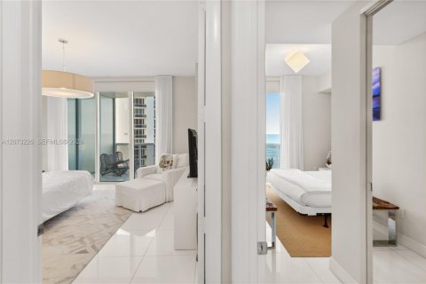 Copropriété à louer à Sunny Isles Beach, Floride: 3 chambres, 183.39 m2 № 2307858 - photo 18