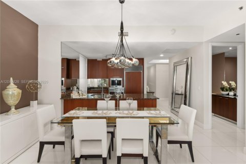 Copropriété à louer à Sunny Isles Beach, Floride: 3 chambres, 183.39 m2 № 2307858 - photo 30