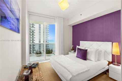 Copropriété à louer à Sunny Isles Beach, Floride: 3 chambres, 183.39 m2 № 2307858 - photo 12