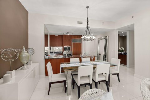 Copropriété à louer à Sunny Isles Beach, Floride: 3 chambres, 183.39 m2 № 2307858 - photo 22