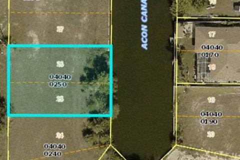 Land in Cape Coral, Florida № 2159894 - photo 4