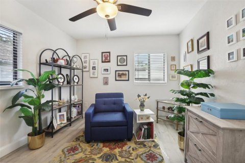 House in Saint Petersburg, Florida 3 bedrooms, 91.97 sq.m. № 1510058 - photo 20