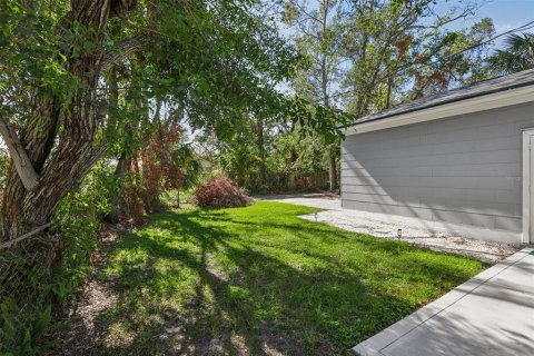 House in Saint Petersburg, Florida 3 bedrooms, 91.97 sq.m. № 1510058 - photo 25