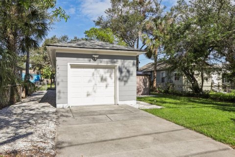 House in Saint Petersburg, Florida 3 bedrooms, 91.97 sq.m. № 1510058 - photo 28