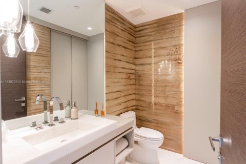 Condo in Sunny Isles Beach, Florida, 3 bedrooms  № 1830612 - photo 21
