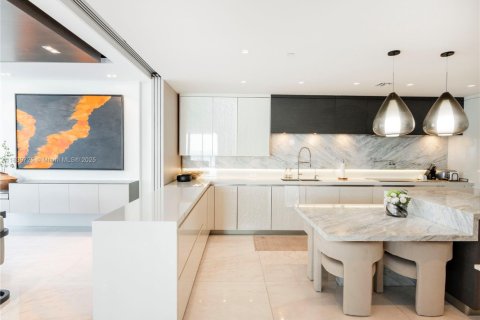Condo in Sunny Isles Beach, Florida, 3 bedrooms  № 1830612 - photo 7
