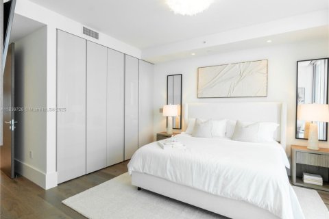 Condo in Sunny Isles Beach, Florida, 3 bedrooms  № 1830612 - photo 22