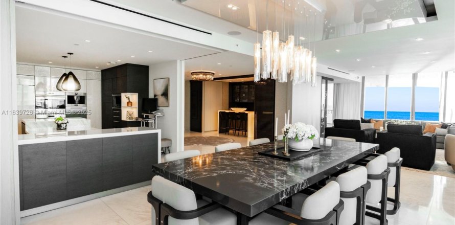 Condo in Sunny Isles Beach, Florida, 3 bedrooms  № 1830612