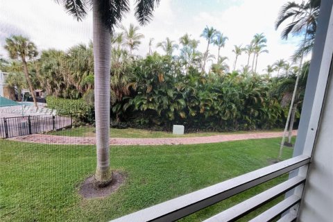 Copropriété à vendre à Hallandale Beach, Floride: 2 chambres, 95.41 m2 № 2009907 - photo 24