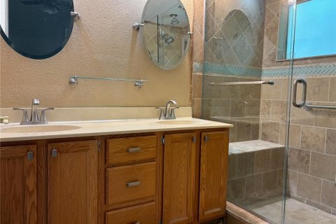 Casa en alquiler en Orlando, Florida, 2 dormitorios, 134.71 m2 № 1869243 - foto 4