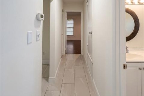 Villa ou maison à louer à Orlando, Floride: 3 chambres, 121.89 m2 № 2105072 - photo 10
