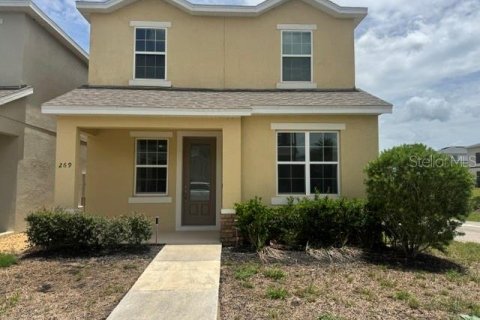 House in Davenport, Florida 4 bedrooms, 174.56 sq.m. № 2203448