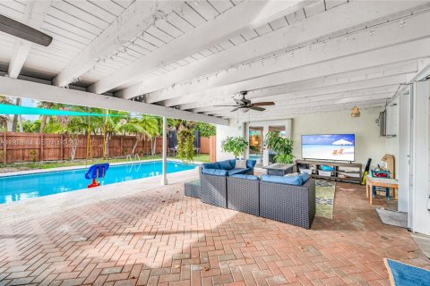 Casa en venta en Palmetto Bay, Florida, 4 dormitorios, 180.51 m2 № 2008856 - foto 26