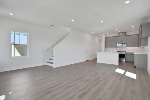 Casa en venta en Lakewood Ranch, Florida, 4 dormitorios, 175.68 m2 № 1139760 - foto 15