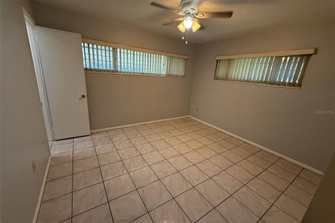 House in Port Charlotte, Florida 2 bedrooms, 90.12 sq.m. № 1917206 - photo 9