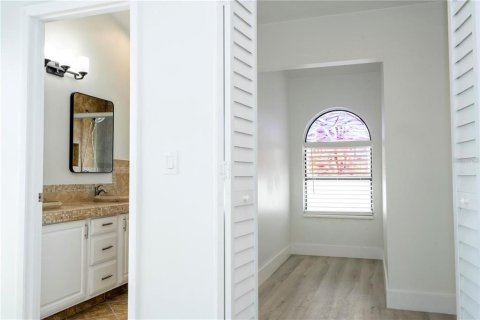 House in Orlando, Florida 3 bedrooms, 145.11 sq.m. № 1907398 - photo 23