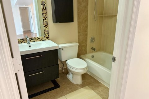 Copropriété à louer à Dania Beach, Floride: 2 chambres, 94.76 m2 № 2407679 - photo 15