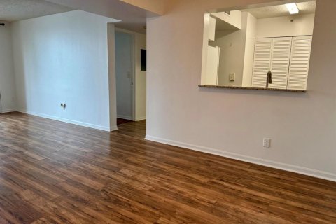 Copropriété à louer à Dania Beach, Floride: 2 chambres, 94.76 m2 № 2407679 - photo 2