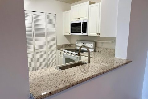 Copropriété à louer à Dania Beach, Floride: 2 chambres, 94.76 m2 № 2407679 - photo 3
