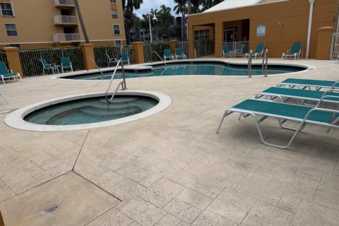 Copropriété à louer à Dania Beach, Floride: 2 chambres, 94.76 m2 № 2407679 - photo 17