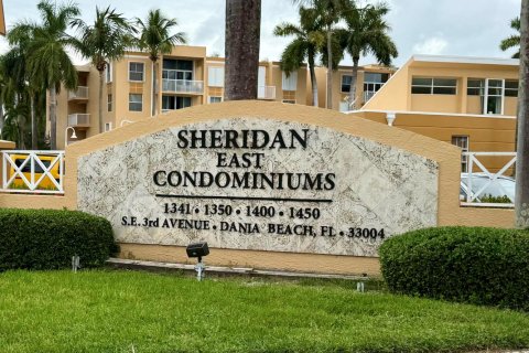 Condo à Dania Beach, Floride, 2 chambres  № 2407679