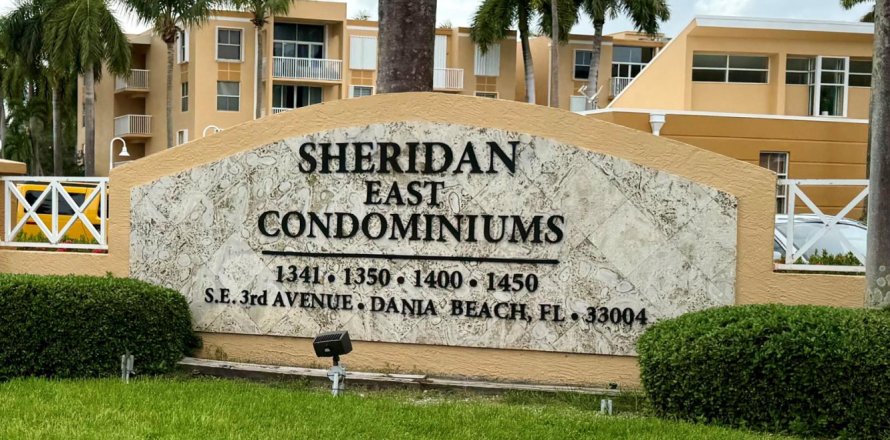 Condo à Dania Beach, Floride, 2 chambres  № 2407679