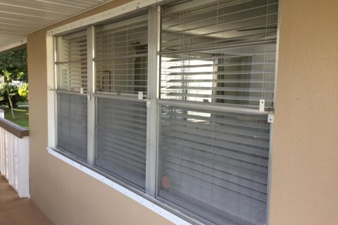 Copropriété à vendre à West Palm Beach, Floride: 1 chambre, 68.56 m2 № 940854 - photo 1