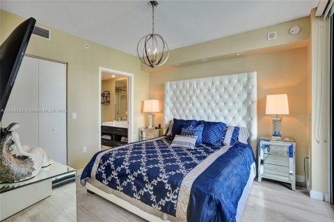 Copropriété à vendre à Miami, Floride: 2 chambres, 86.03 m2 № 1941383 - photo 12