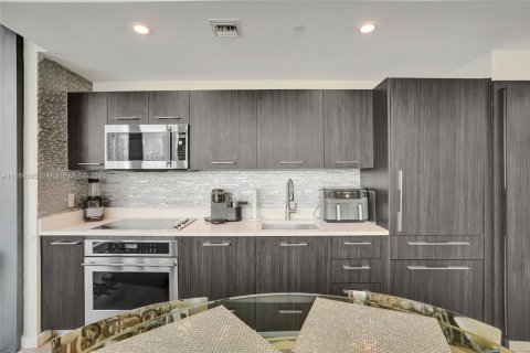 Condominio en venta en Miami, Florida, 2 dormitorios, 86.03 m2 № 1941383 - foto 9